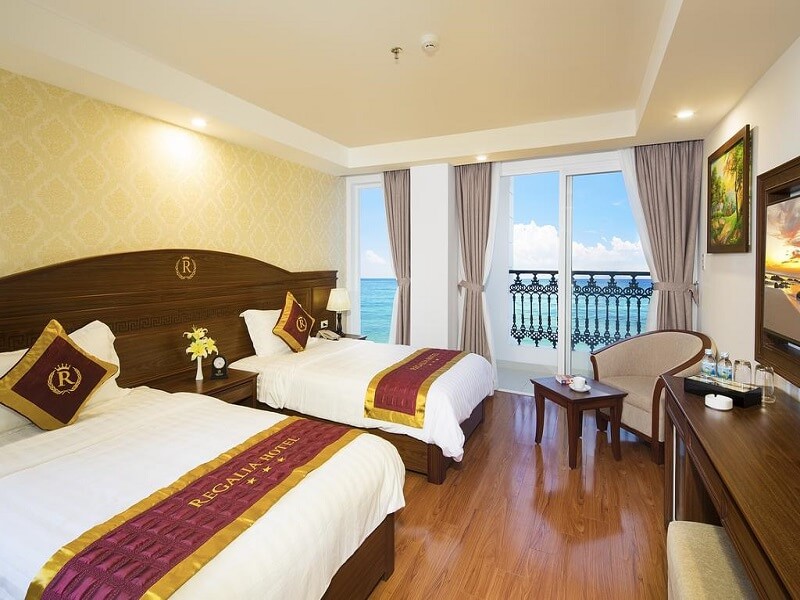 Phòng 4 khách khách sạn Regalia Nha Trang